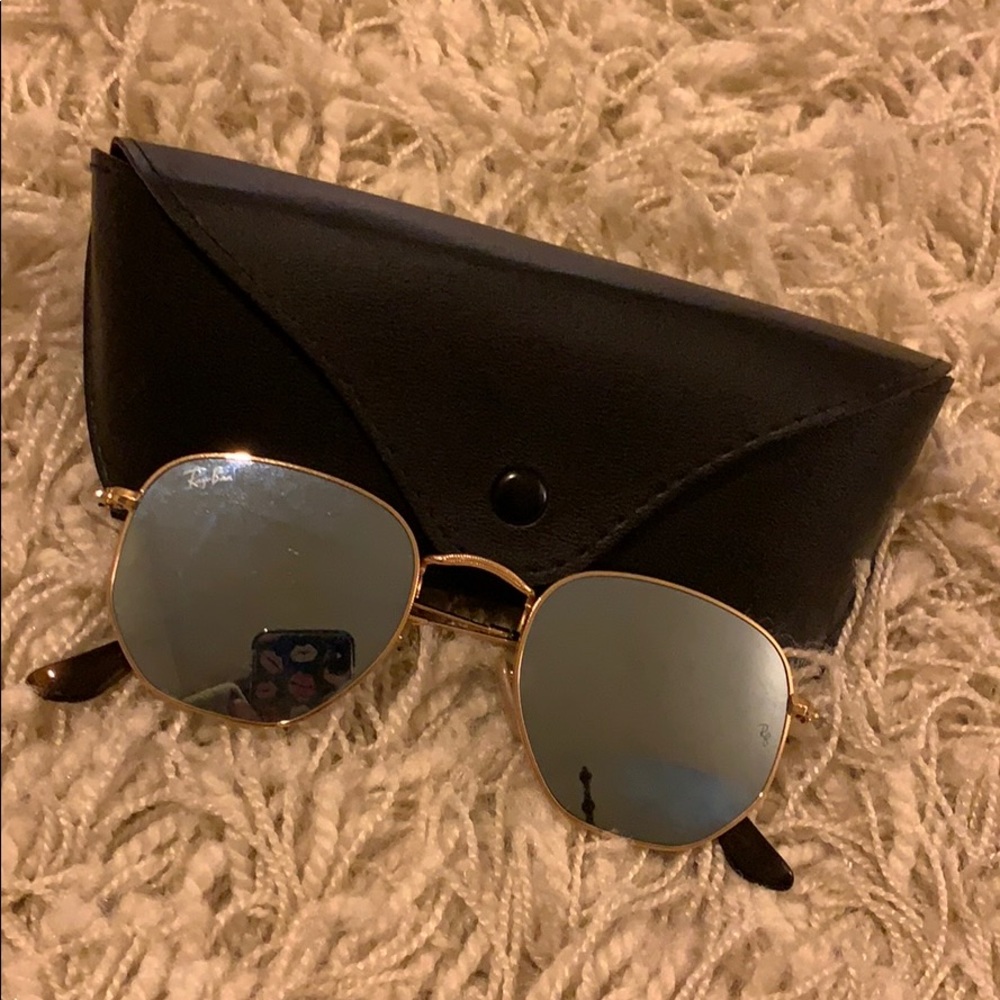 Ray Ban Silver Mirrored Sunglasses
